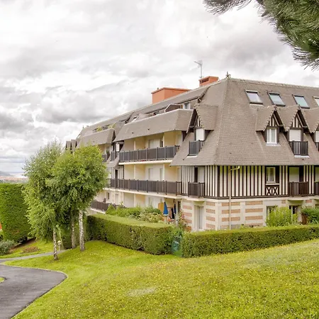 Proche De La Mont Canisy Blonville-sur-Mer