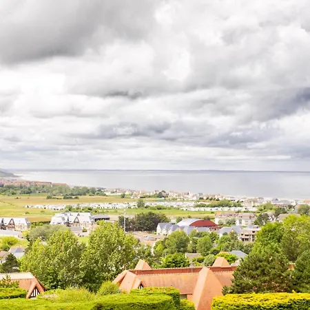 Proche De La Mont Canisy Apartment